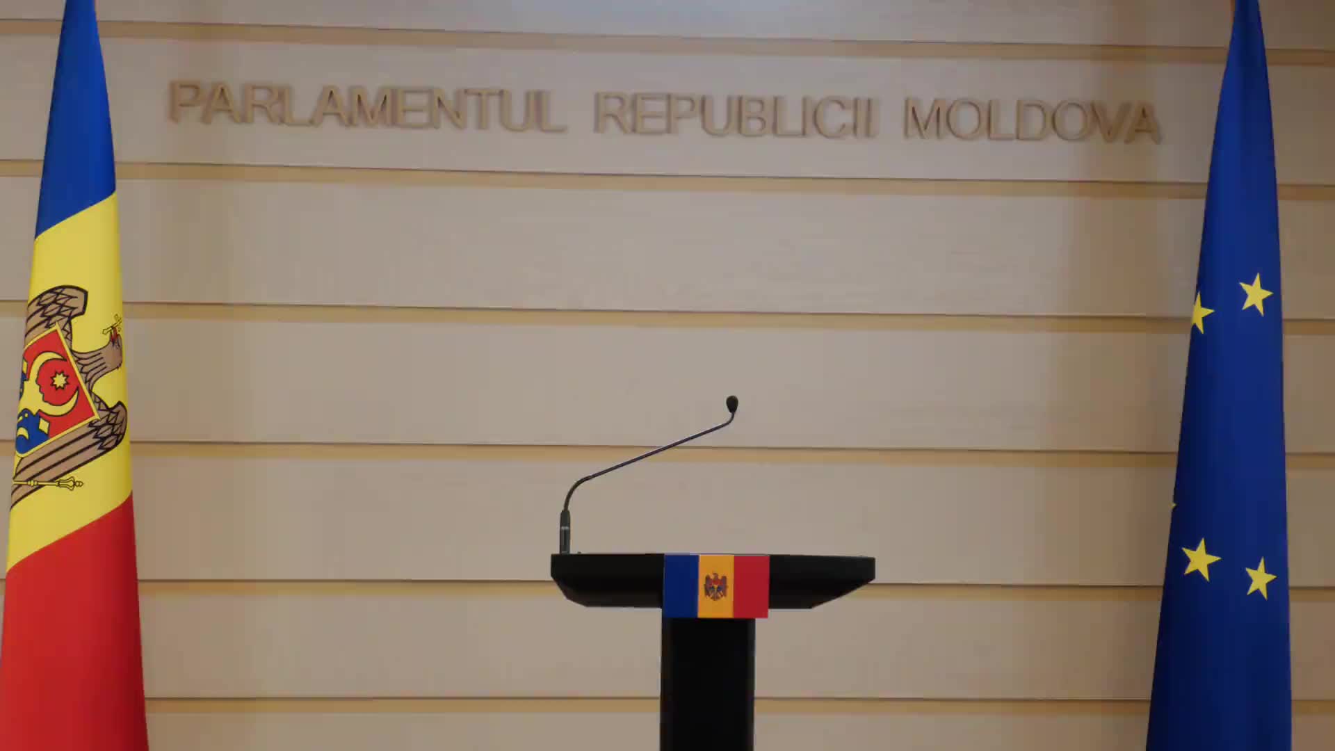 Briefing de presă susținut de către deputatul Fracțiunii Partidului Nostru, Alexandr Berlinschii, pe tema Legii cetățeniei