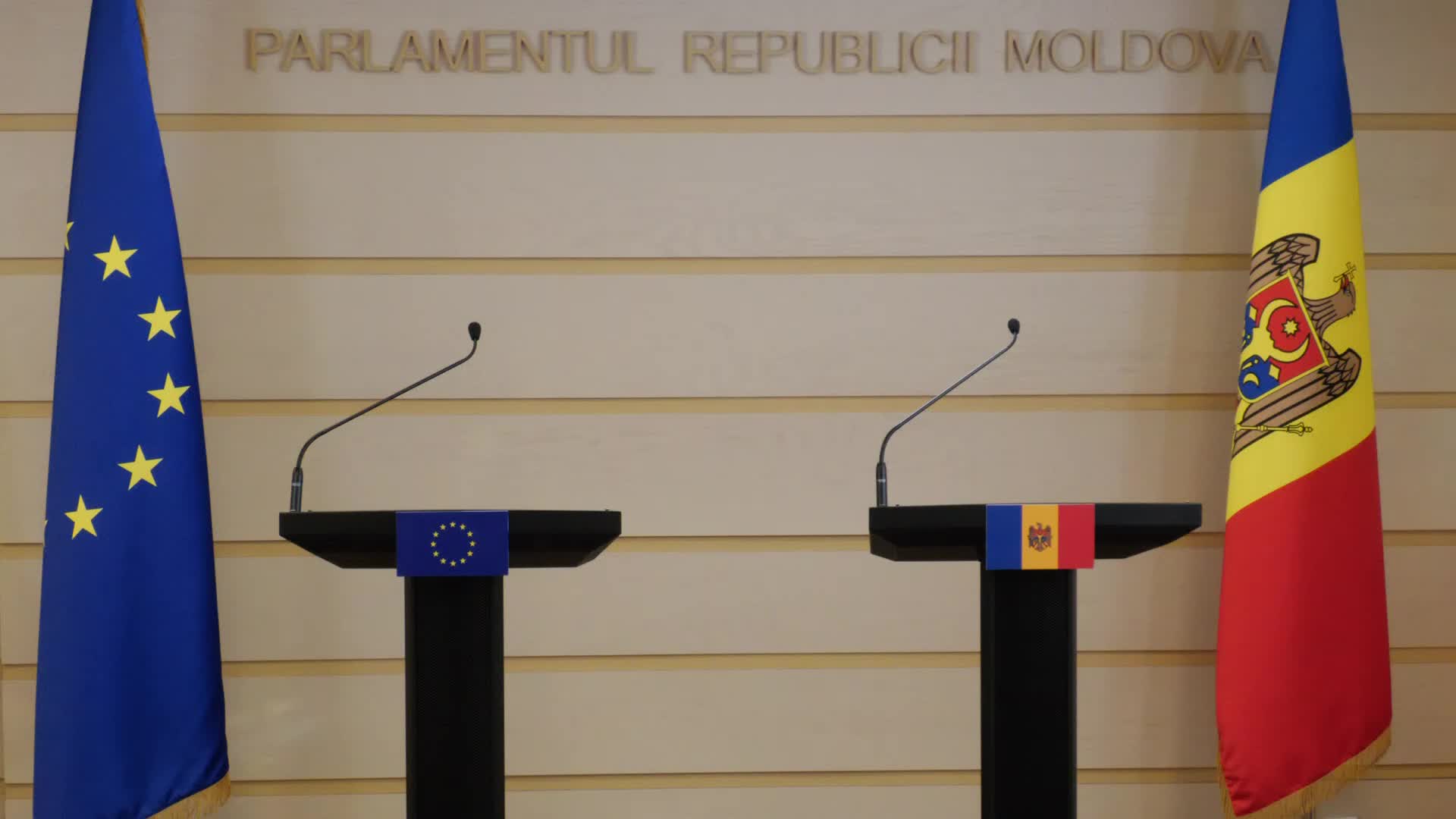 Declarații de presă susținute de președintele Comisiei pentru economie, buget și finanțe, Radu Marian, și directorul Comunității Transporturilor, Matej Zakonjšek