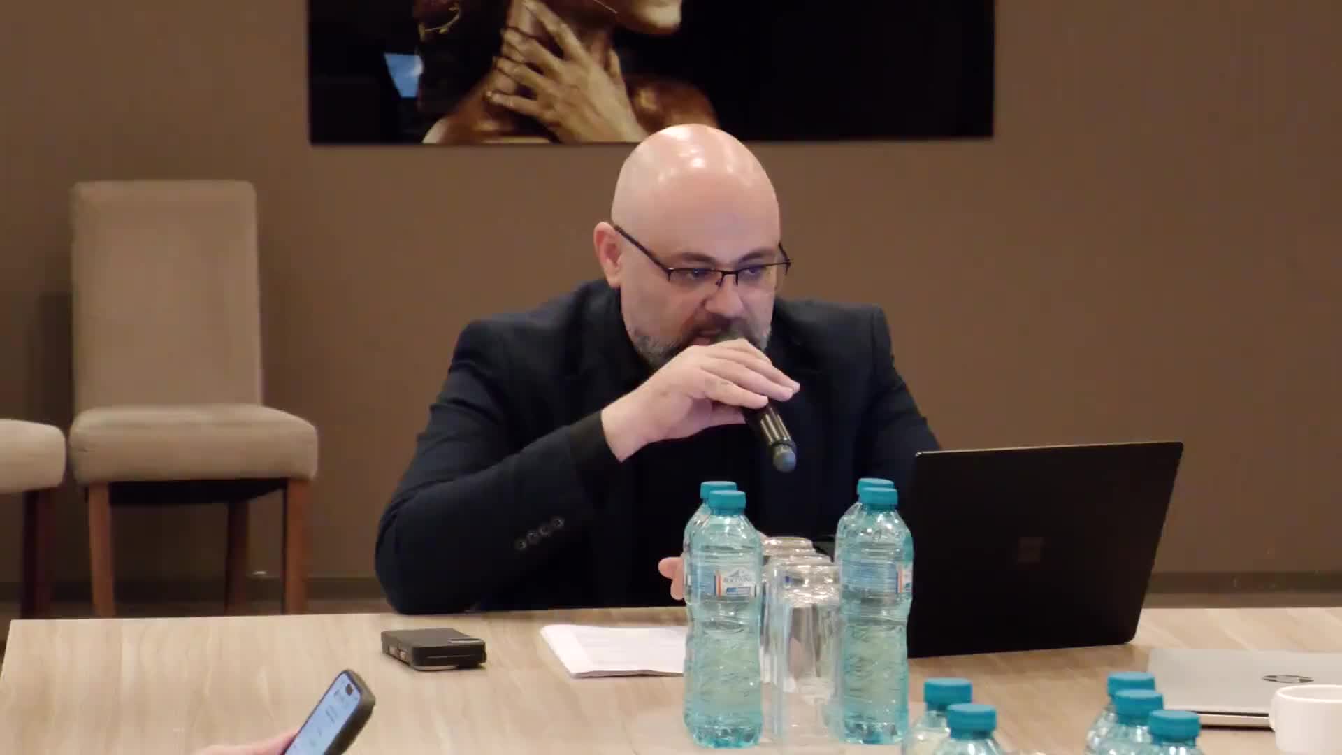 Discuții și dezbateri a avizelor Comisiei Europene pentru Democrație prin Drept (Comisiei de la Veneția) la proiectul Codului cu privire la organizarea și funcționarea Parlamentului