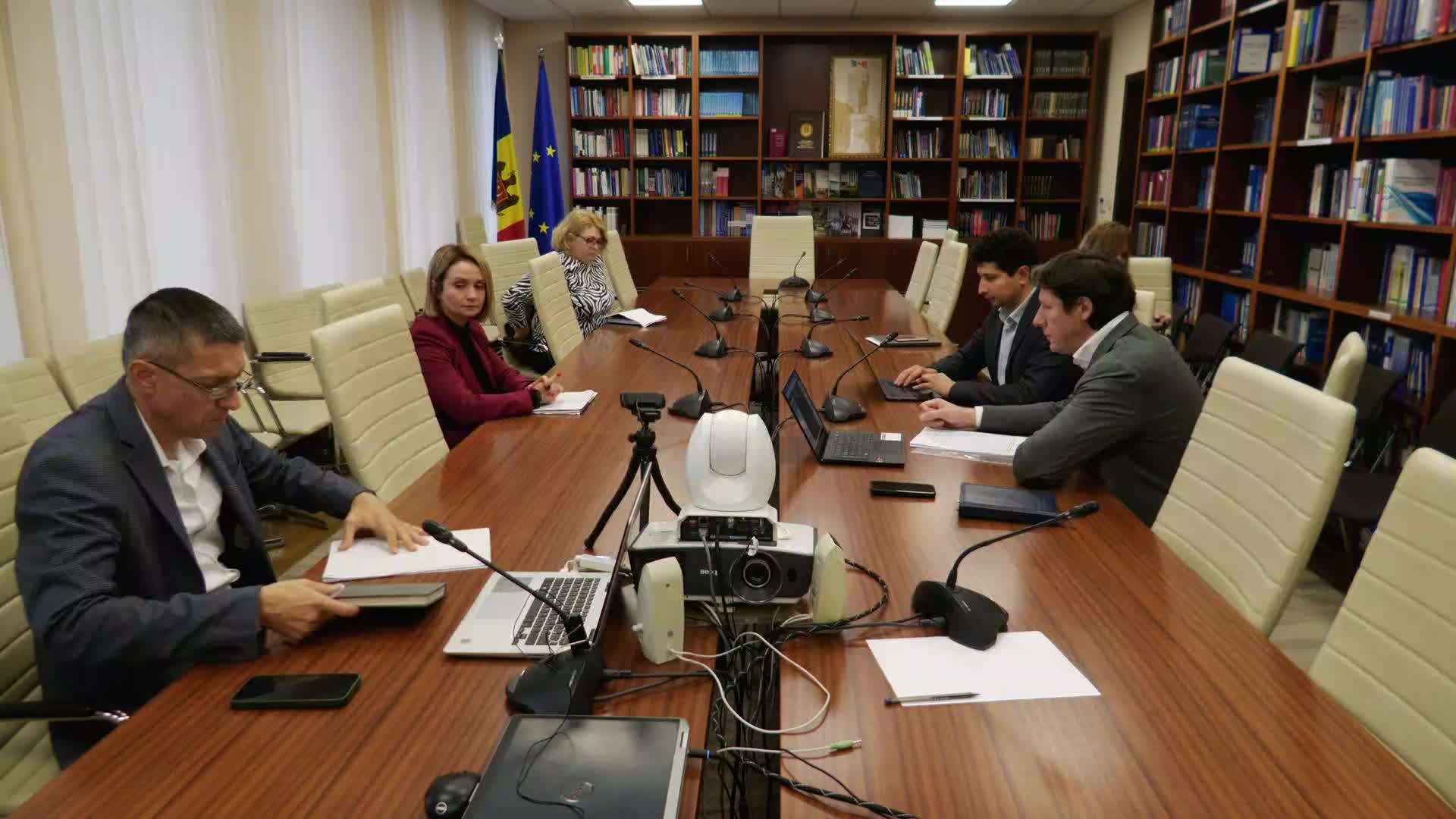 Consultări publice organizate de Comisia pentru economie, buget și finanțe a proiectului de lege care vizează delimitarea regimului de antrepozit și de producție în zonele libere