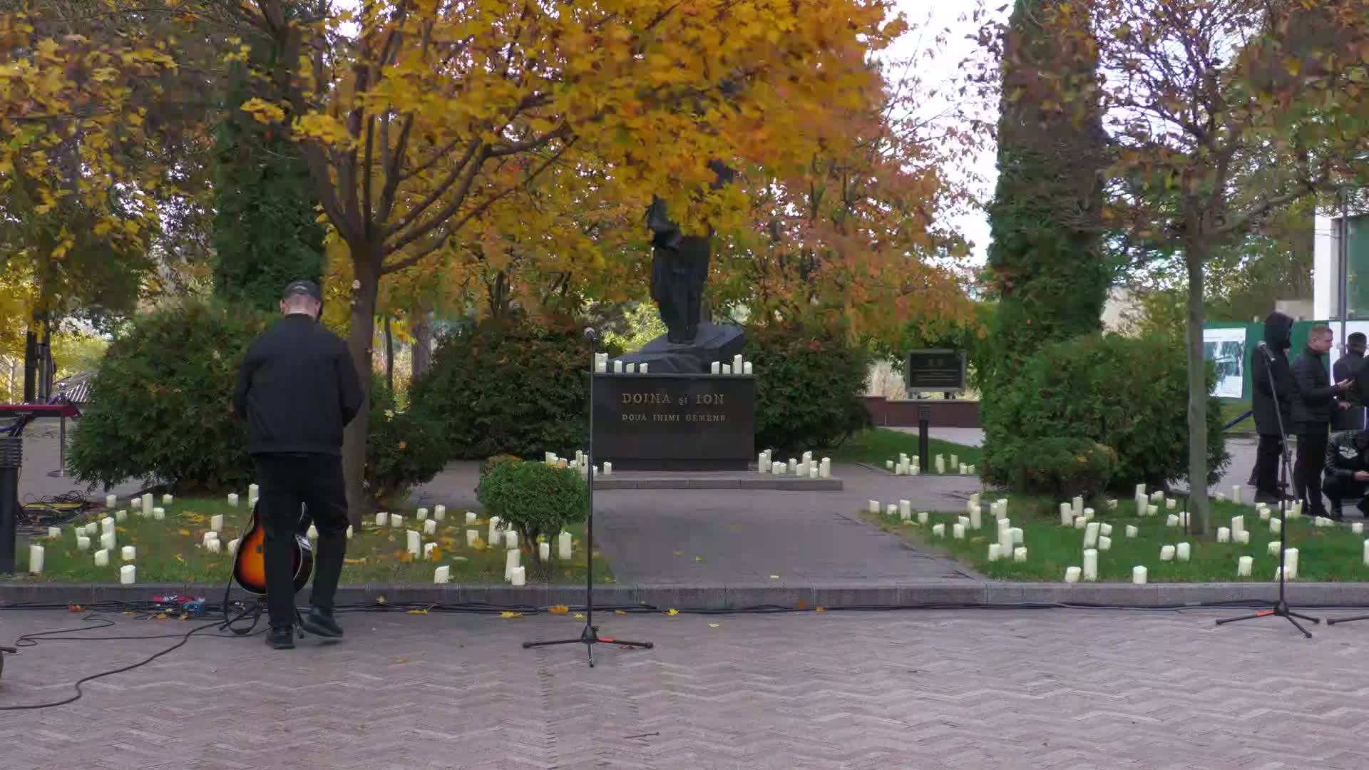 Evenimentul-omagiu dedicat cuplului de artiști Ion și Doina Aldea-Teodorovici, când se împlinesc 33 de ani de la trecerea lor în eternitate