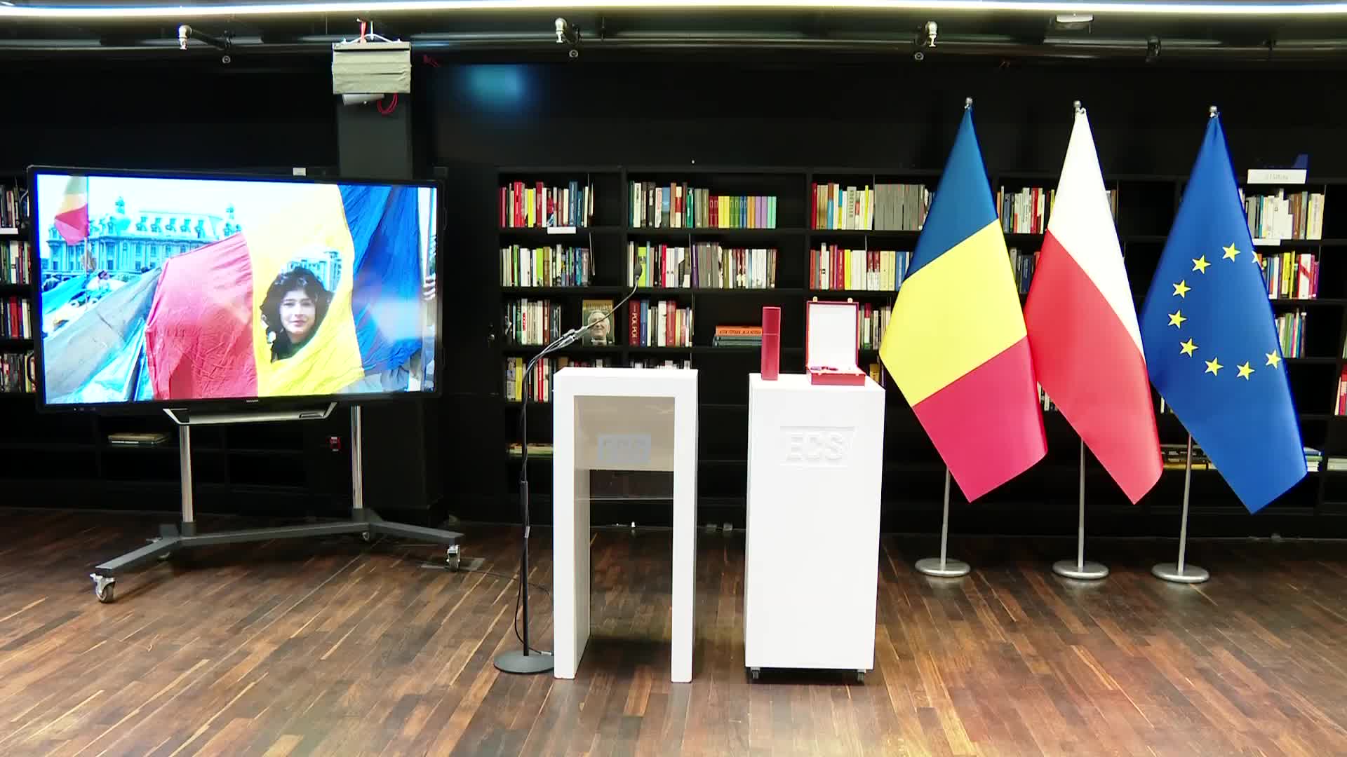 Ceremonia de decorare a lui Lech Wałęsa, fost Președinte al Republicii Polone și liderul Mișcării „Solidaritatea”