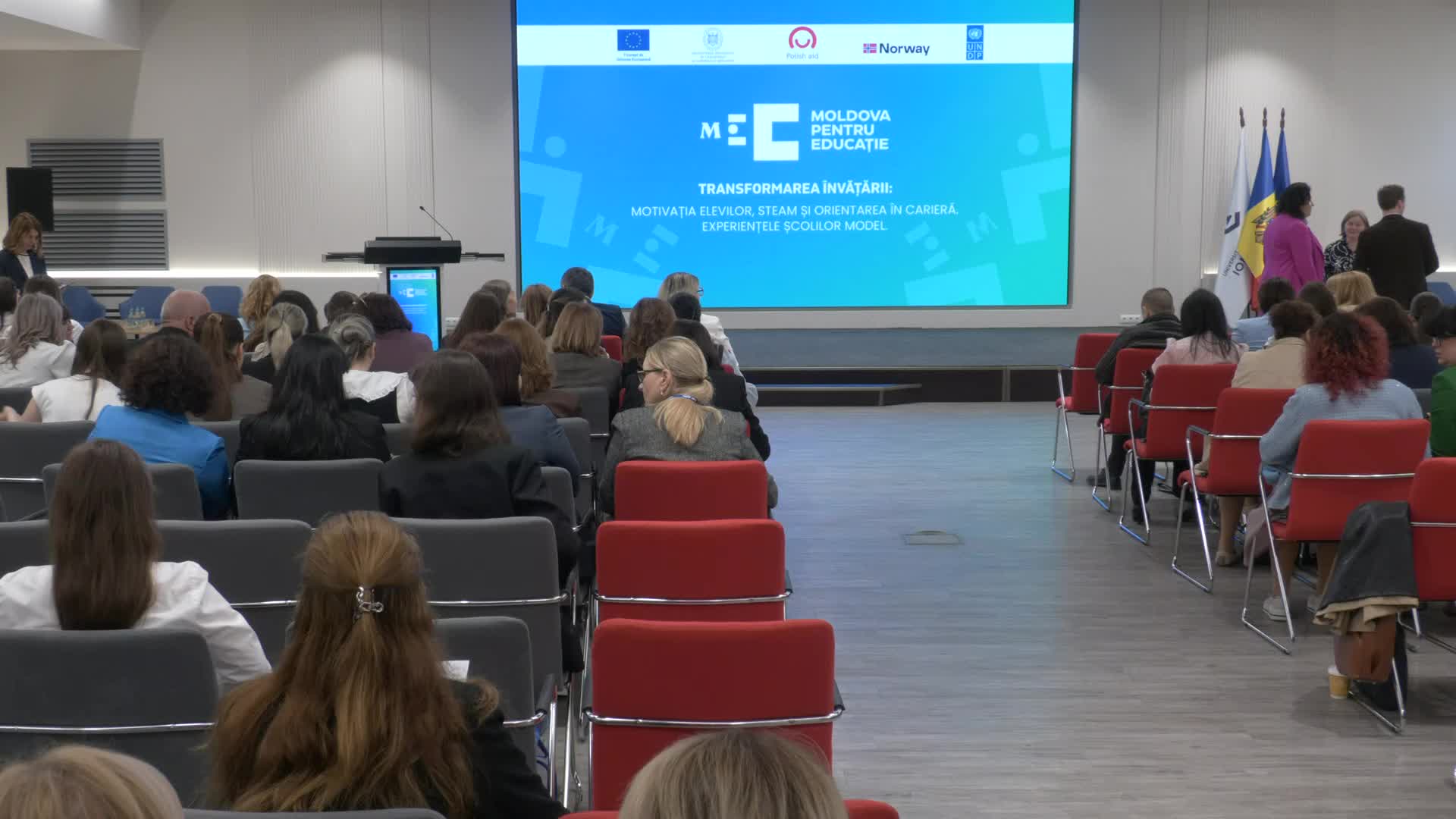 Atelier pentru cadrele didactice din școlile model cu tema „Transformarea învățării: motivația elevilor, STEAM și orientarea în carieră. Experiențele școlilor model”