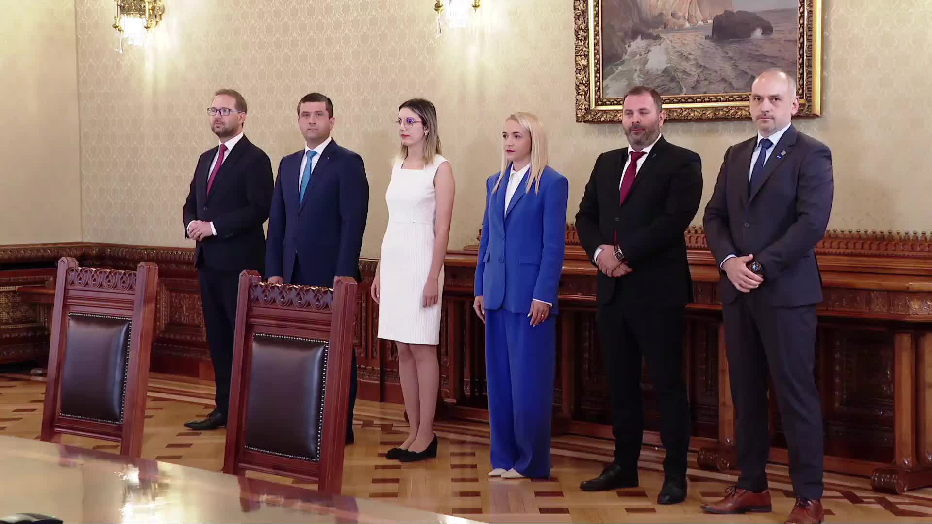 Consultări la Palatul Cotroceni cu partidele și formațiunile politice parlamentare - Uniunea Salvați România (USR), în vederea desemnării candidatului la funcția de prim-ministru al României