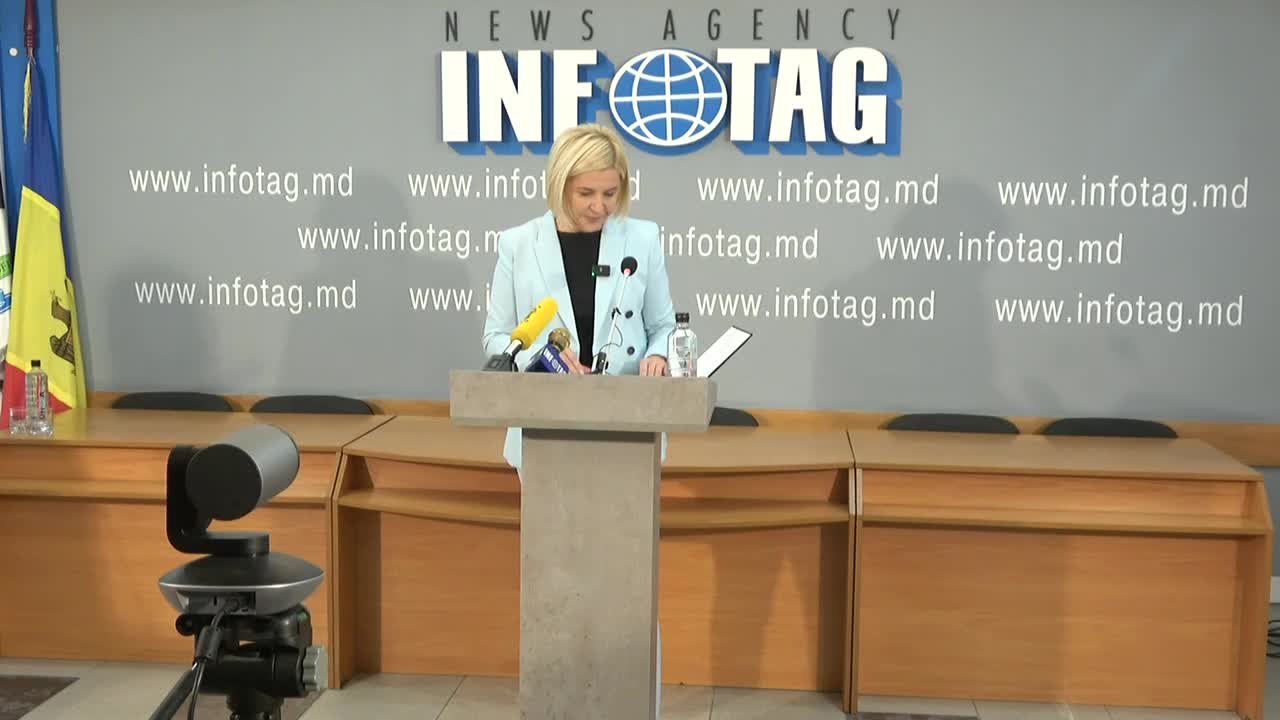 Briefing de presă organizat de Fondatoarea „Platformei Moldova”, Irina Vlah, cu tema „Acțiunile de intimidare și hărțuire a alegătorilor și a sa in calitate de candidat la funcția de Președinte al Republicii Moldova”