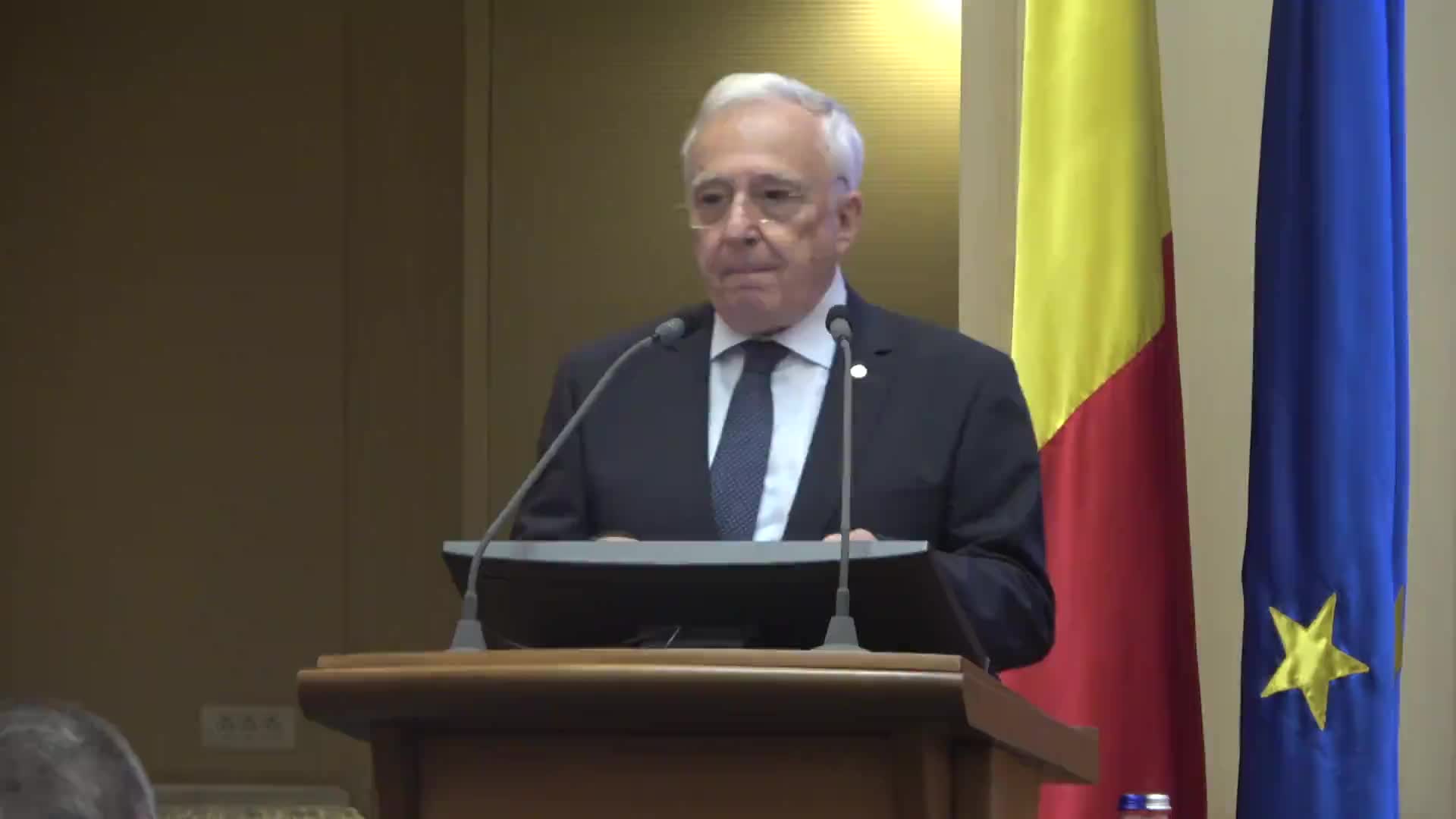 Conferință organizată de Banca Națională a României și Asociația pentru Studii și Prognoze Economico-Sociale (ASPES) cu tema „Nevoia restructurării și reconstrucției economiei românești într-o lume în schimbare”