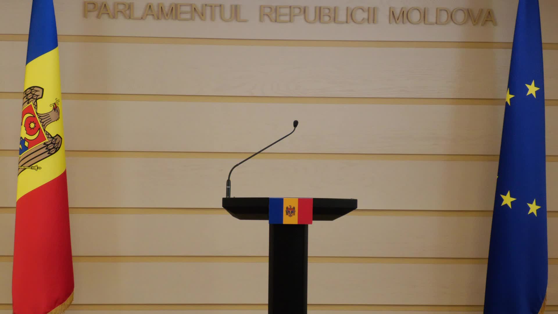 Briefing de presă susținut de către deputații Fracțiunii „Partidul Nostru”