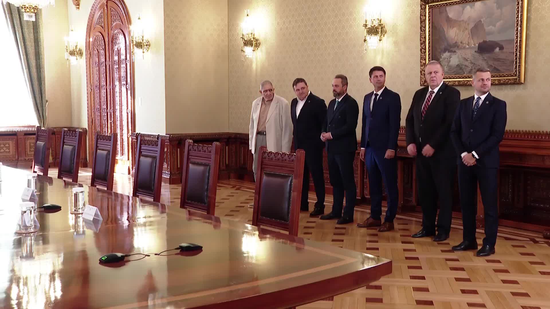 Consultări cu partidele și formațiunile politice parlamentare în vederea desemnării candidatului la funcția de prim-ministru - Grupul Parlamentar al Minorităților Naționale