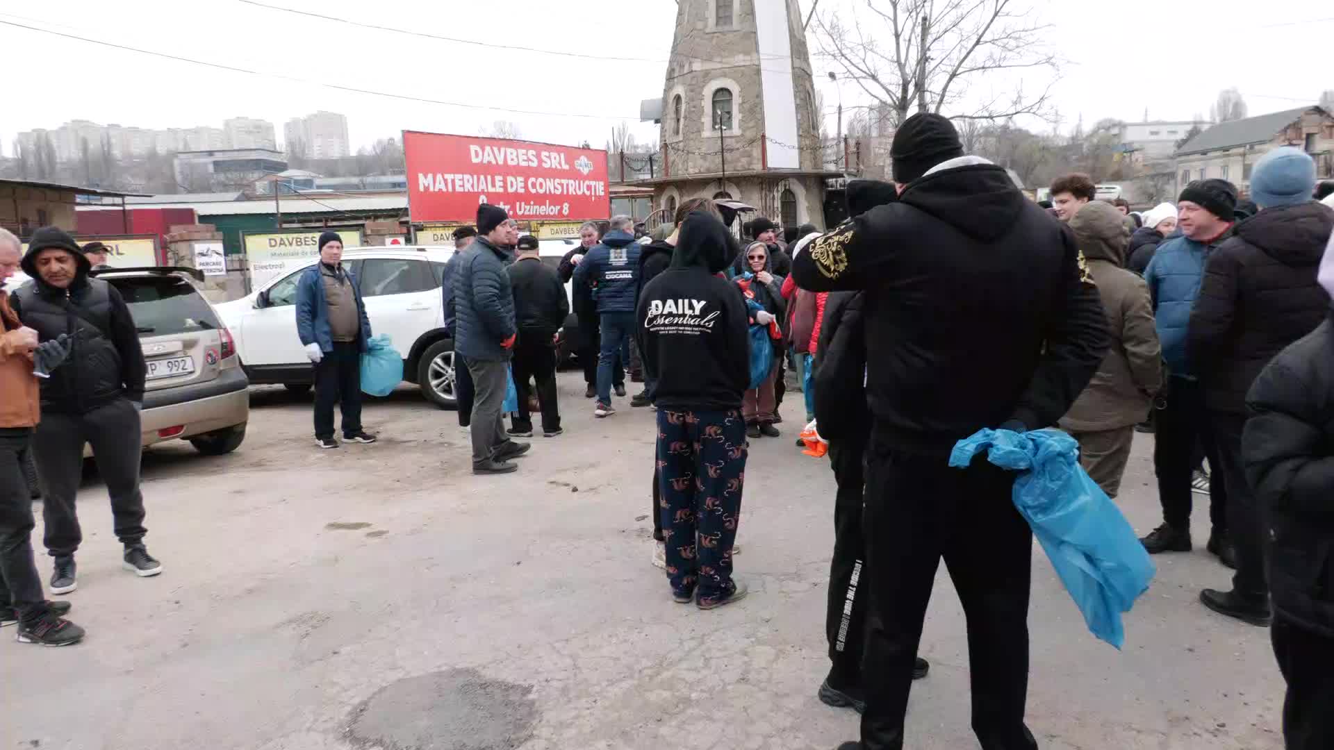 Acțiunea de salubrizare a malurilor râului Bâc