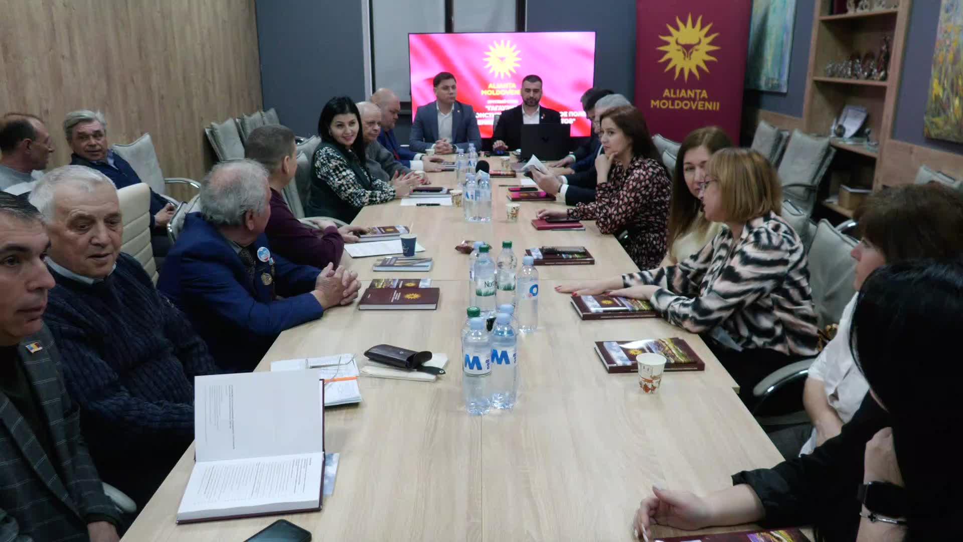 Masa rotundă „Găgăuzia: revenirea în cadrul constituțional-juridic și restabilirea instituțiilor alese” organizată de Partidul „Alianța MOLDOVENII”