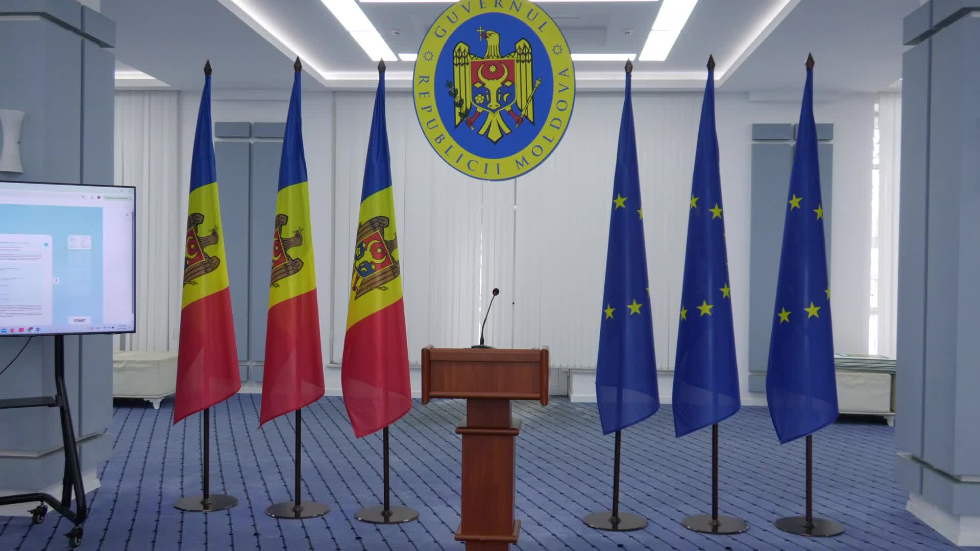 Conferință de presă susținută de ministrul Educației și Cercetării al Republicii Moldova, Dan Perciun, și secretarul general al MEC, Galina Rusu, privind anunțarea unui set complex de reforme care vizează manualele școlare
